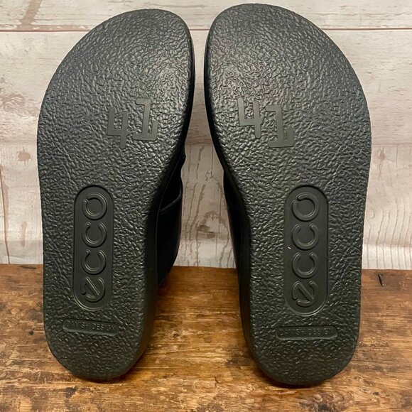 Ecco FlowT LX Slide Sandals - Picture 3 of 8